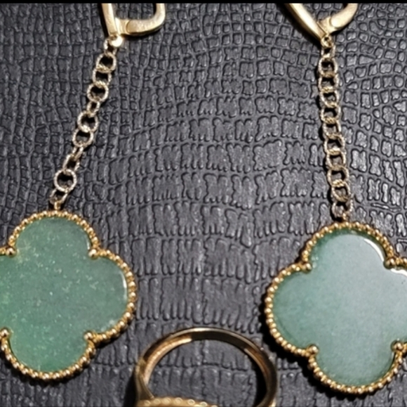 🌟Host pick🌟14K Italian Gold with Green Aquamarine Gemstone - Picture 2 of 3